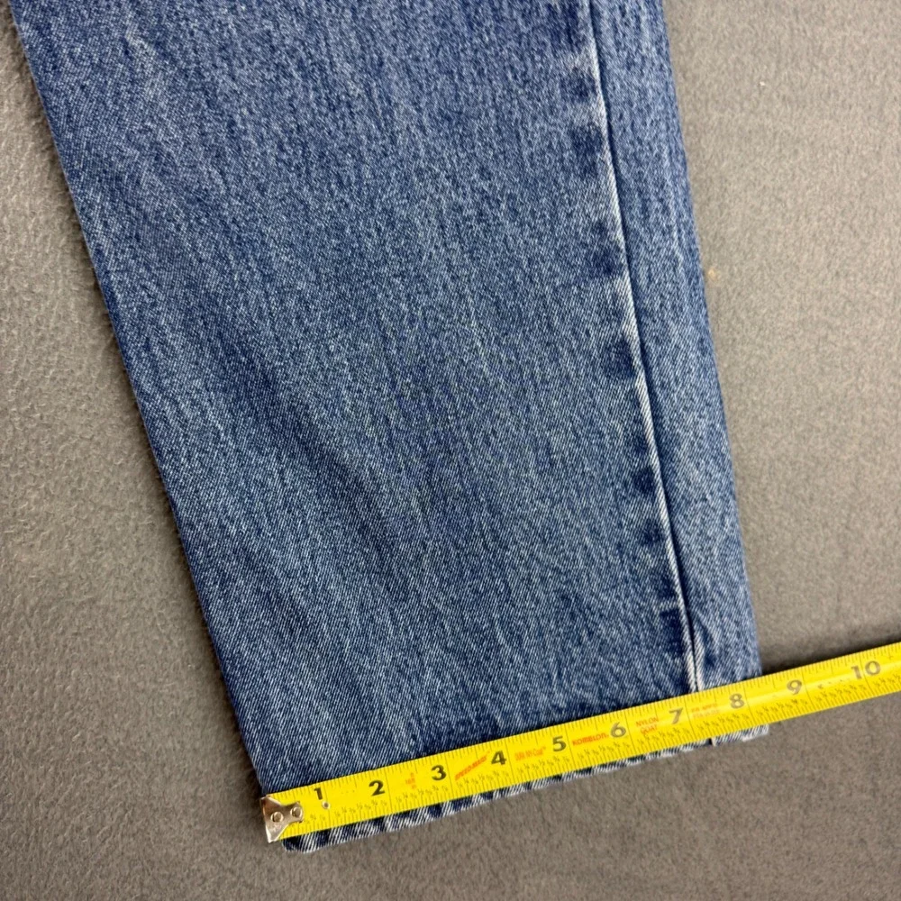 Levis item good
